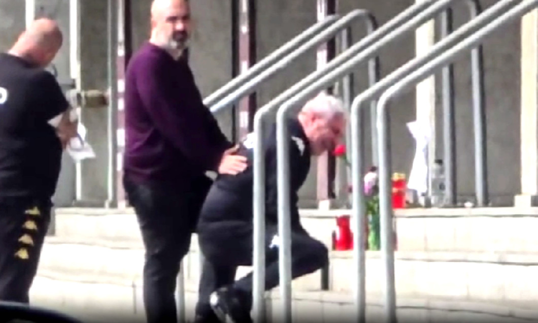 白发人送黑发人！布彭扎恩师跪地痛哭，情绪崩溃无法参加发布会