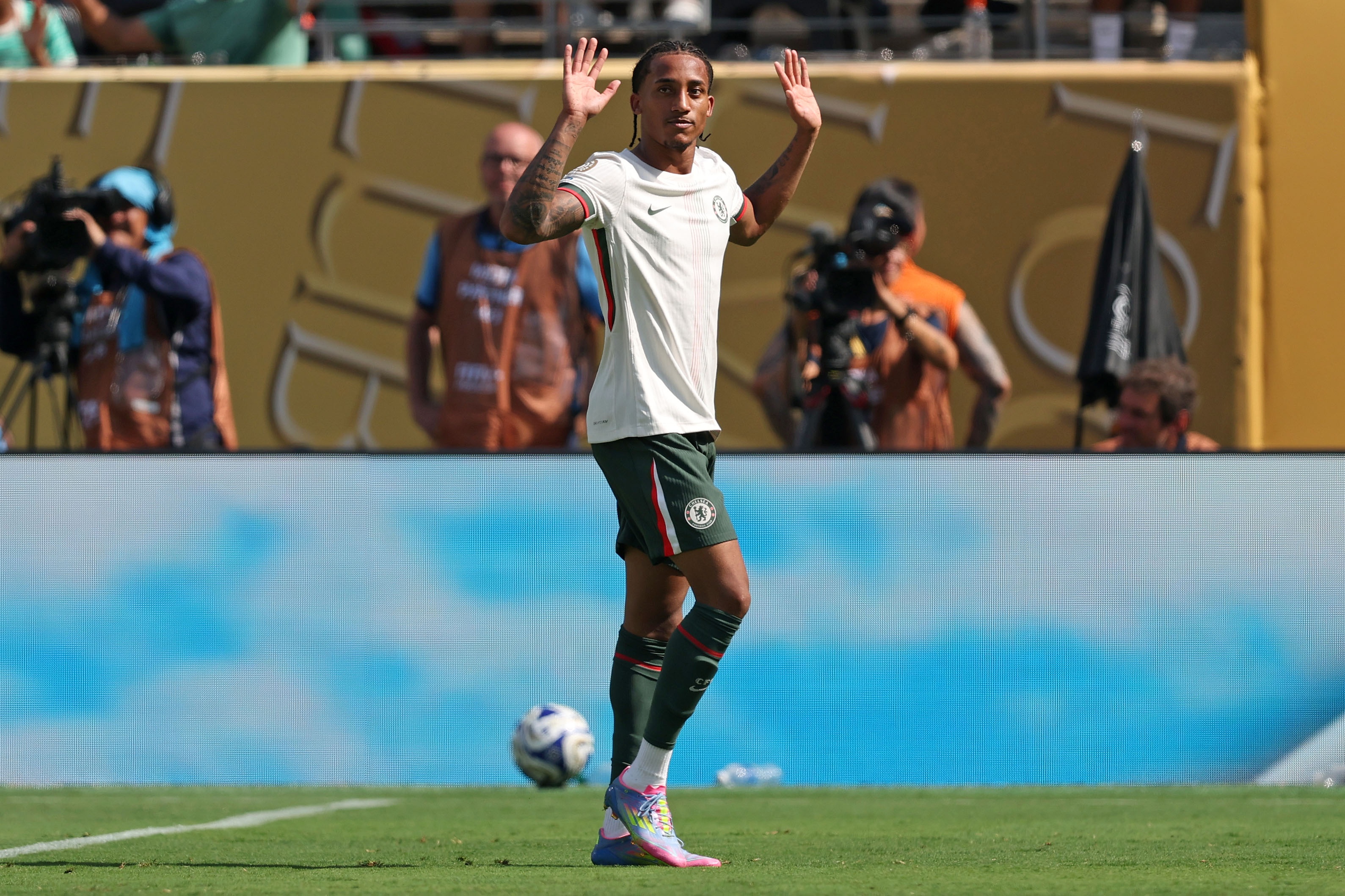 值！切尔西奖金已“报销”佩德罗+德拉普引援费90%，双双验货成功