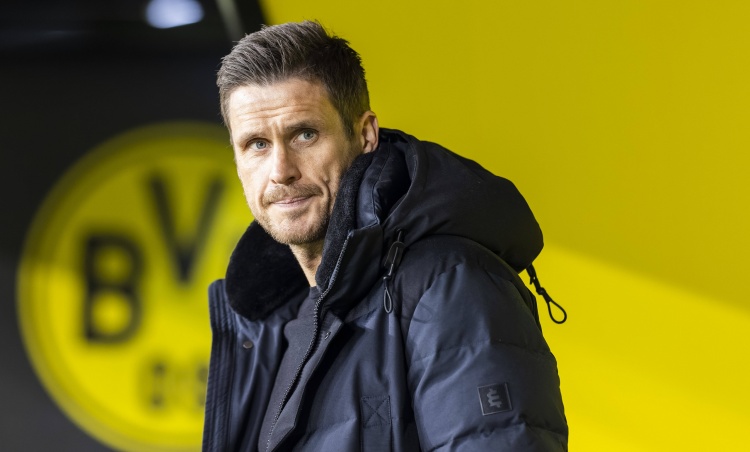 凯尔：多特还有一些引援动作，我们正在与球员进行良好谈判